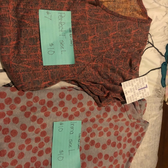 Lula Roe - Picture 6 of 7